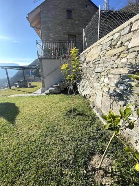 Ca'Gialla Bellinzona Exteriör bild