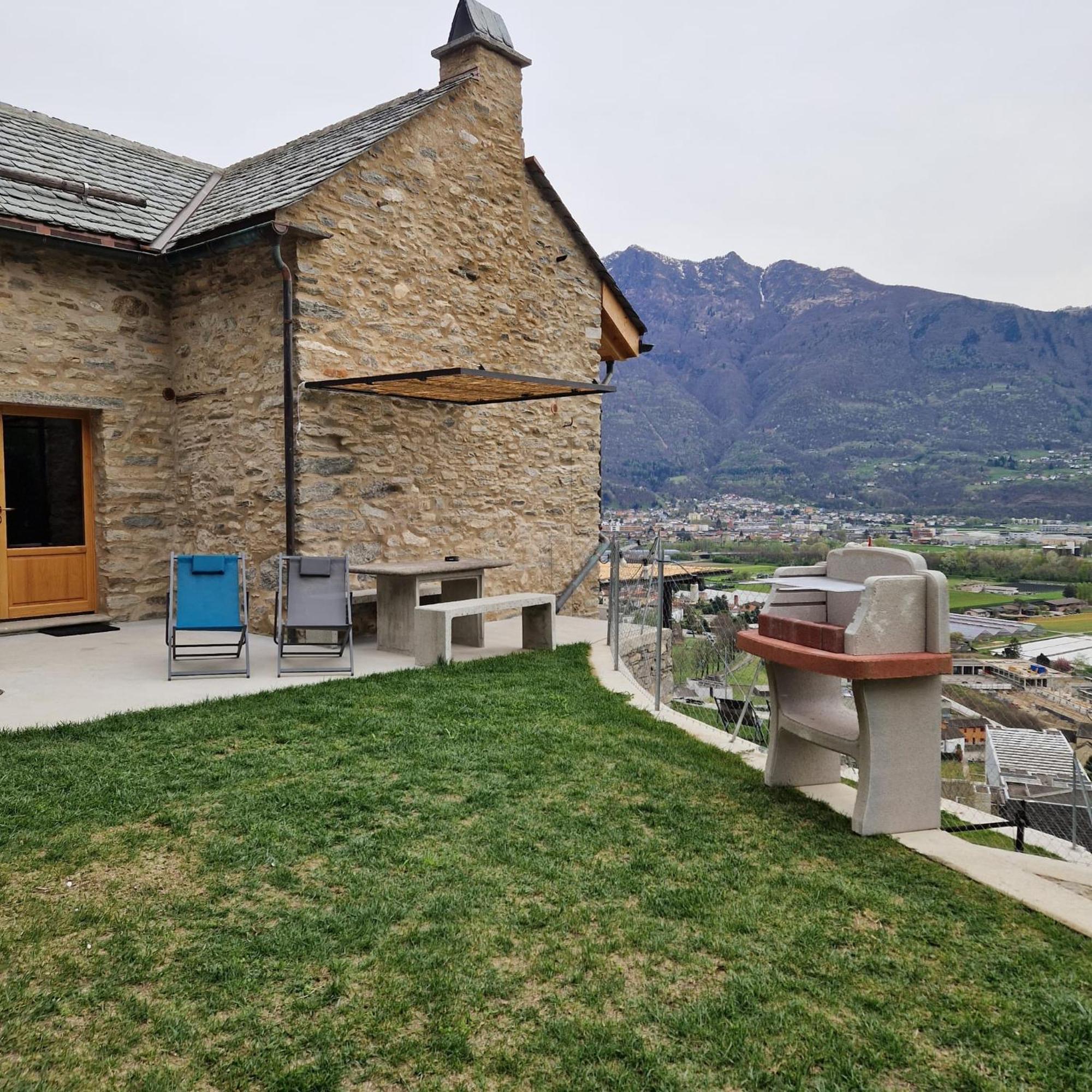 Ca'Gialla Bellinzona Exteriör bild